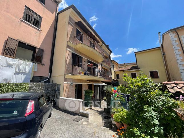 Appartamento in residenziale in Via Carmine della Sala