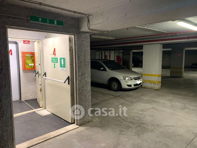 Garage/posto auto in residenziale in Via XX Settembre