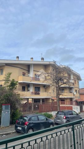 Appartamento in residenziale in Via Delia 9