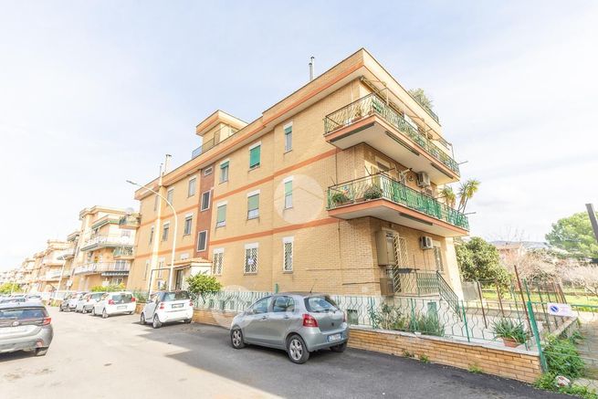 Appartamento in residenziale in Via Campania 14