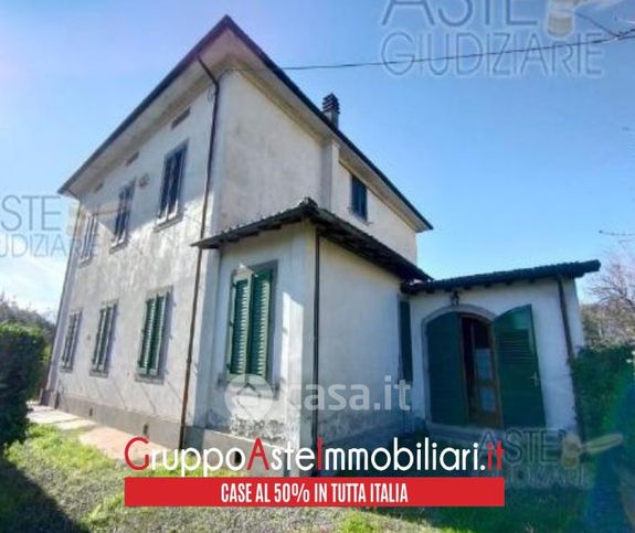 Casa bi/trifamiliare in residenziale in Via delle Cartiere 1