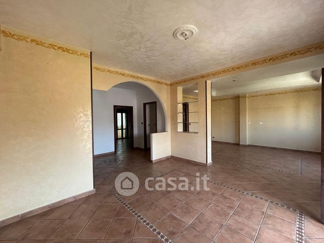 Appartamento in residenziale in Via Oreto