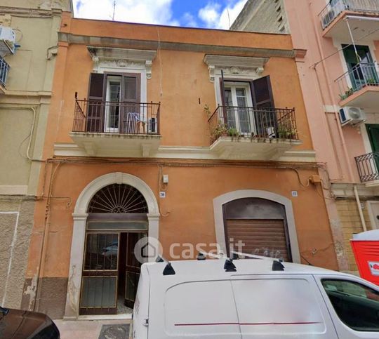 Appartamento in residenziale in Via Valona 20