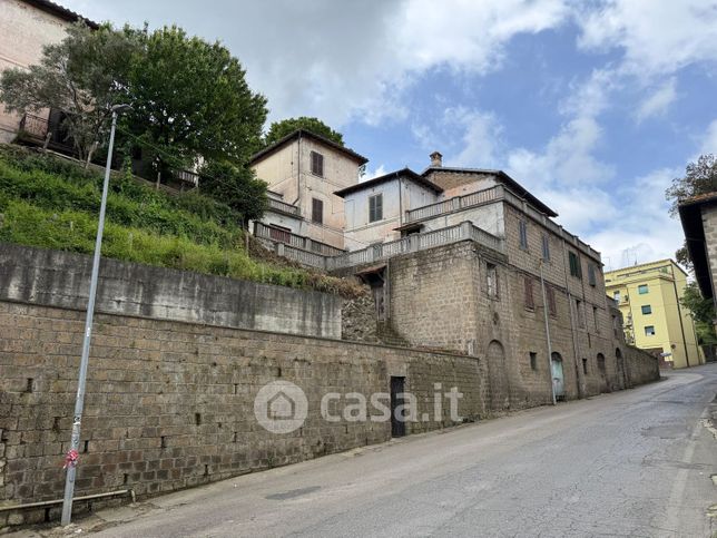 Box/posto auto in residenziale in Via Magenta 21