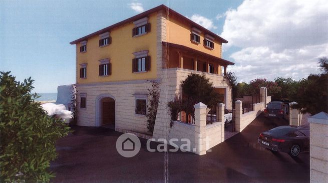 Casa bi/trifamiliare in residenziale in Via Marano Pianura