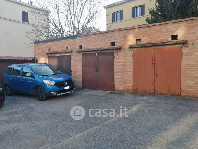 Garage/posto auto in residenziale in Via Gian Battista Aleotti 11