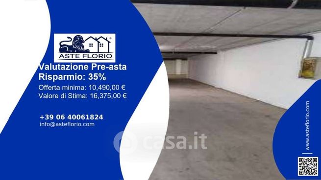 Box/posto auto in residenziale in Via Portello 5