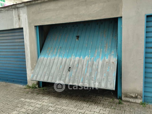 Box/posto auto in residenziale in Corso Italia