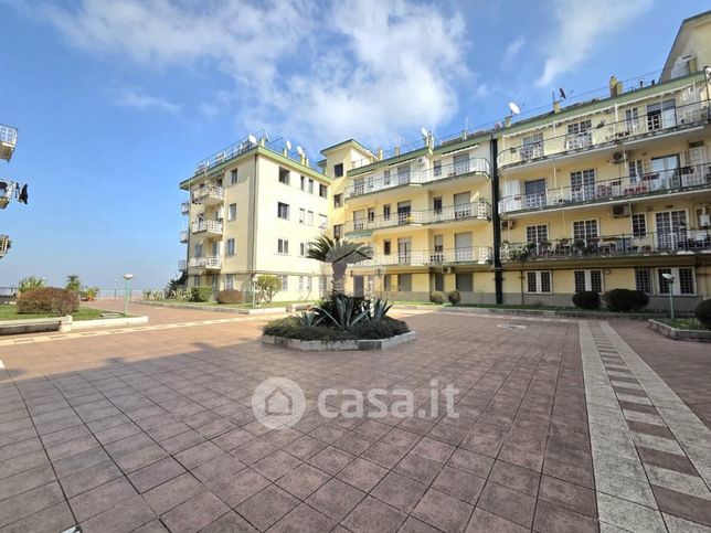 Appartamento in residenziale in Via Michele Pietravalle 11