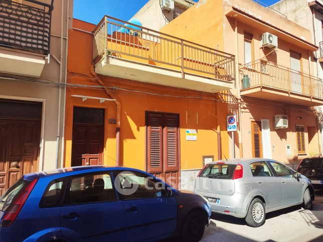 Casa indipendente in residenziale in Via Faro Pizzoli