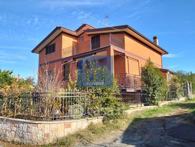 Villa in residenziale in Via della Vetrice