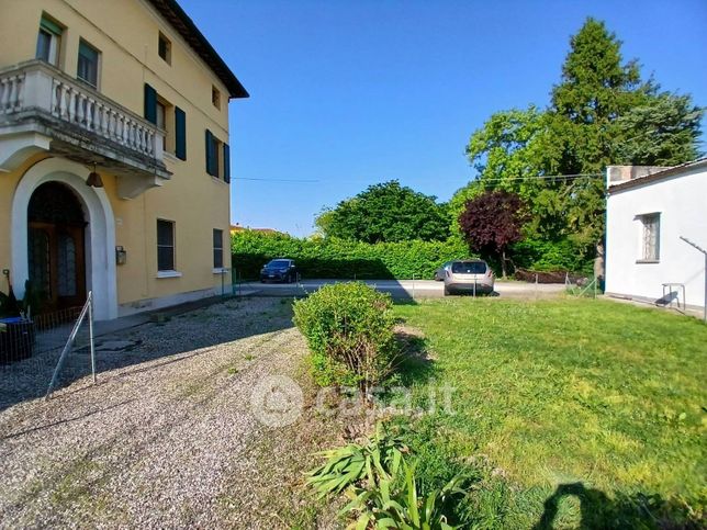 Appartamento in residenziale in Via Chiesa 265 a