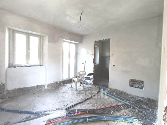 Casa indipendente in residenziale in Via Repubblica