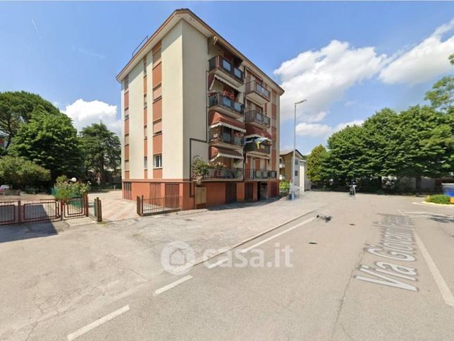 Appartamento in residenziale in Via Giovanni Pascoli 3