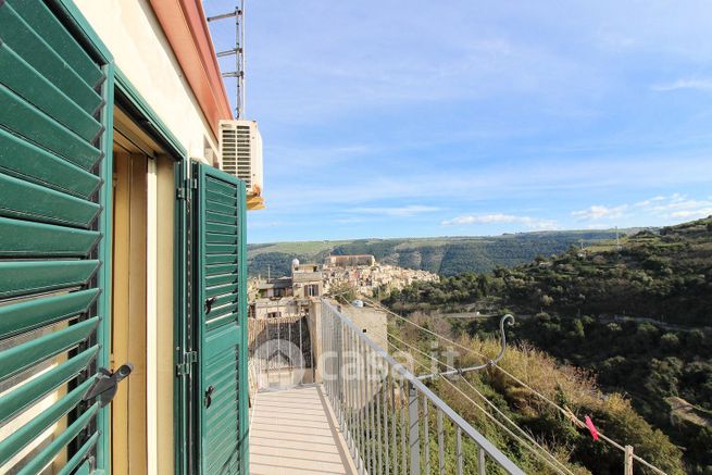 Appartamento in residenziale in Via Sant'Alberto 20