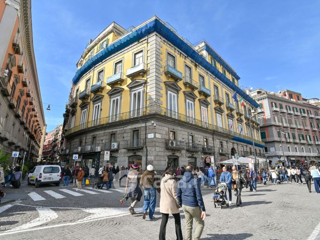 Appartamento in residenziale in Piazza Trieste e Trento 48