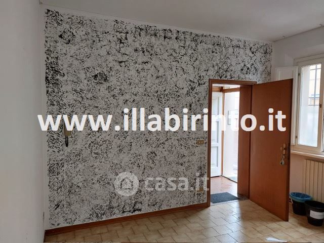 Ufficio in commerciale in Via D' Azeglio 41
