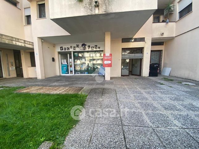 Appartamento in residenziale in Via Federico Confalonieri 17