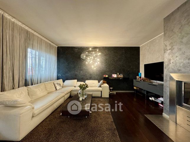 Appartamento in residenziale in Via Oberdan
