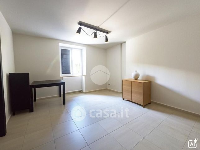 Appartamento in residenziale in Piazza Domenico Cirillo 10