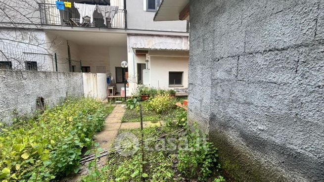 Casa indipendente in residenziale in Via Palestra 30