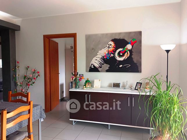 Appartamento in residenziale in Viale Orso Mario Corbino 441