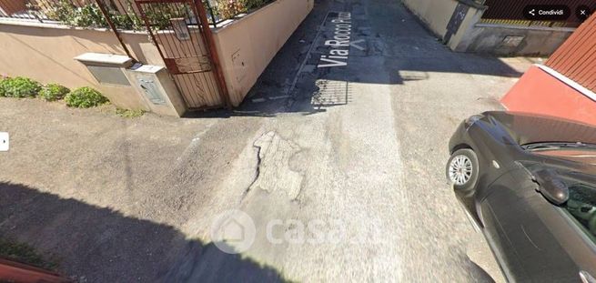 Box/posto auto in residenziale in Via Rocco Pozzi