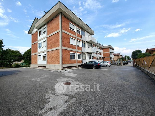 Appartamento in residenziale in Via Adige 23
