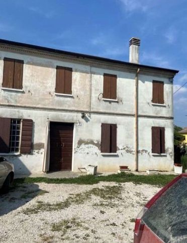 Casa indipendente in residenziale in Via Volto 3