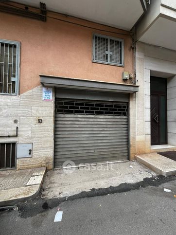 Box/posto auto in residenziale in Via Giovanni Cesare Abba