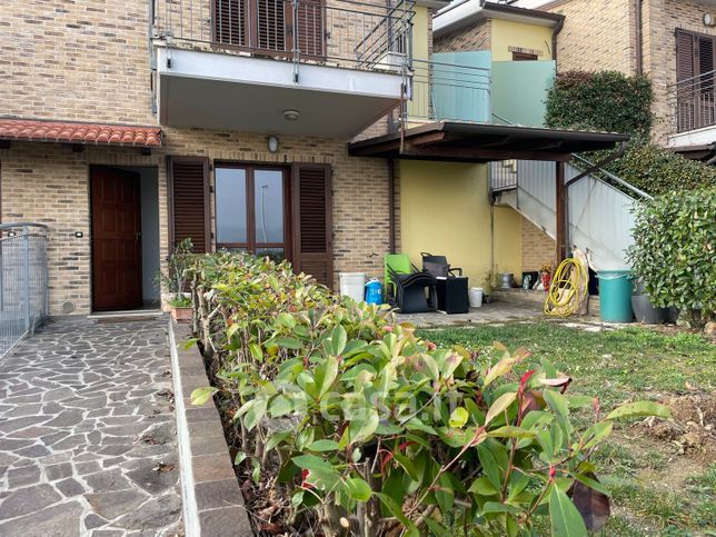 Villetta a schiera in residenziale in Via Ave Ninchi