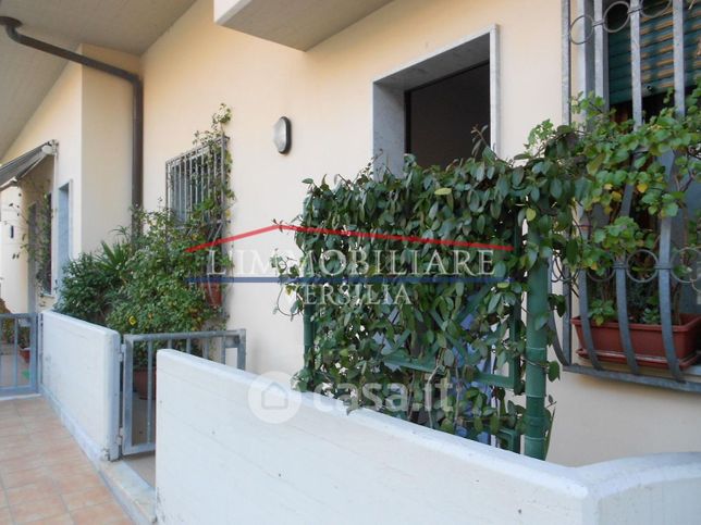 Appartamento in residenziale in Via Vincenzo Giudice 12