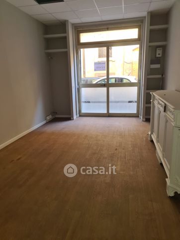 Ufficio in commerciale in Via Cesare Cunietti
