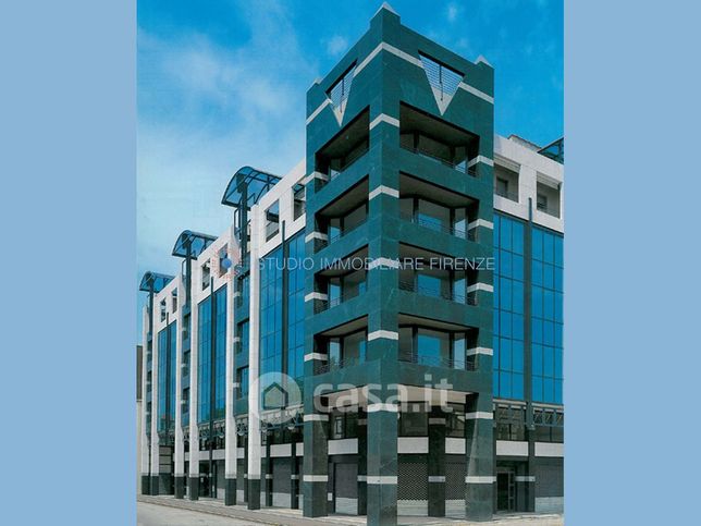 Ufficio in commerciale in Via Aretina 167 m