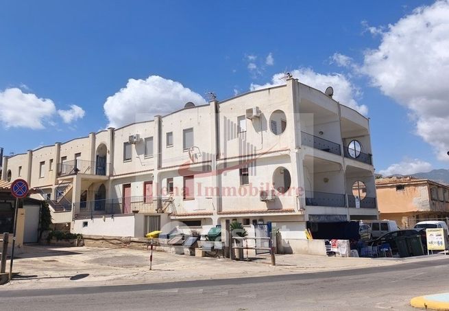 Appartamento in residenziale in Via del Mare