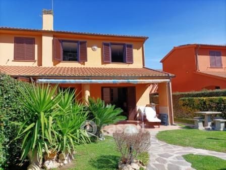Villetta a schiera in residenziale in loc. torre di maremma