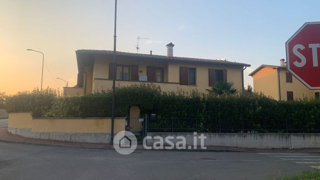 Appartamento in residenziale in Via Parma 25