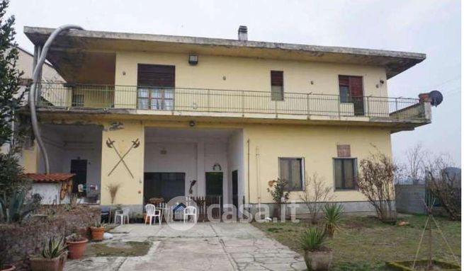 Casa bi/trifamiliare in residenziale in Strada Fogliano San Marco 40