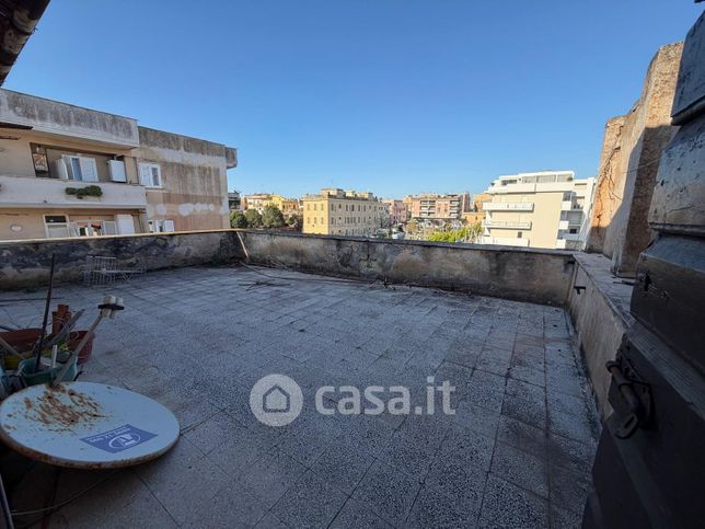 Attico/mansarda in residenziale in Via Cavour 30
