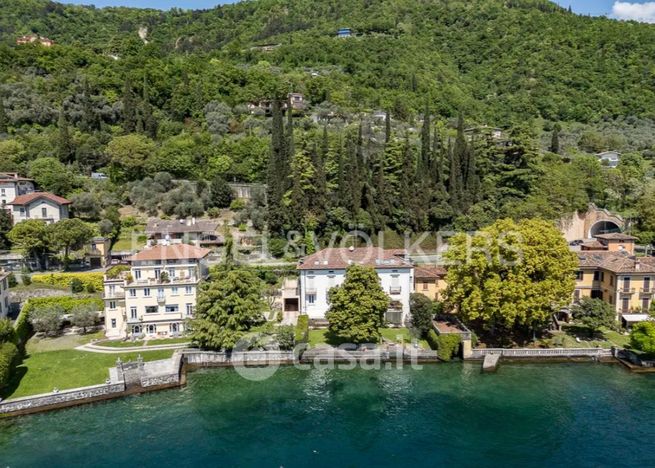 Appartamento in residenziale in Via Cure del Lino