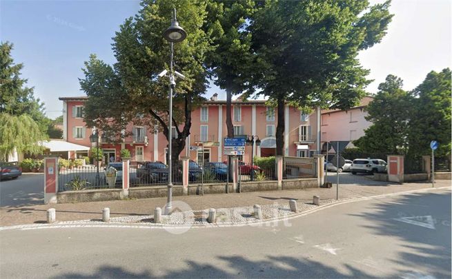 Garage/posto auto in residenziale in Viale Giuseppe Mazzini 5