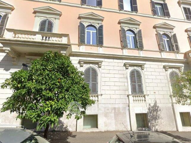 Ufficio in commerciale in Via di Porta Pinciana 4