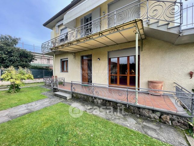 Appartamento in residenziale in Via Gabriele D'Annunzio