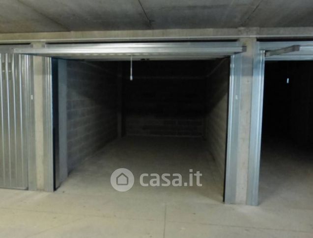 Garage/posto auto in residenziale in Via Albaretto