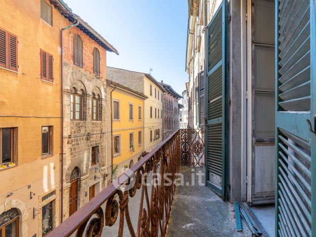 Ufficio in commerciale in Via Moncini