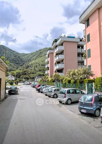 Box/posto auto in residenziale in Via dei Greci