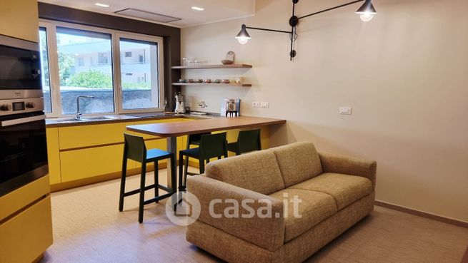 Appartamento in residenziale in Viale Regina Elena 74