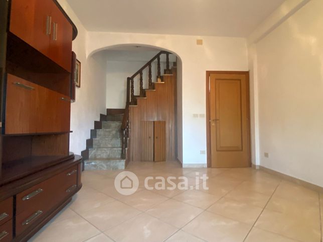 Casa bi/trifamiliare in residenziale in SP71bis