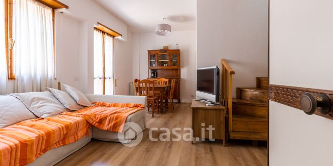 Appartamento in residenziale in Via Ernesto Basile 68