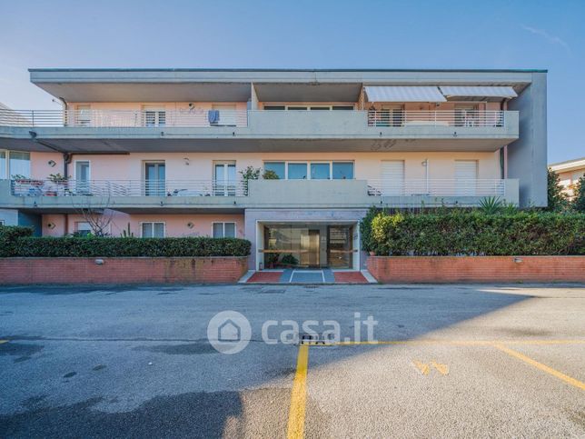 Appartamento in residenziale in Via Aurelia Sud 444